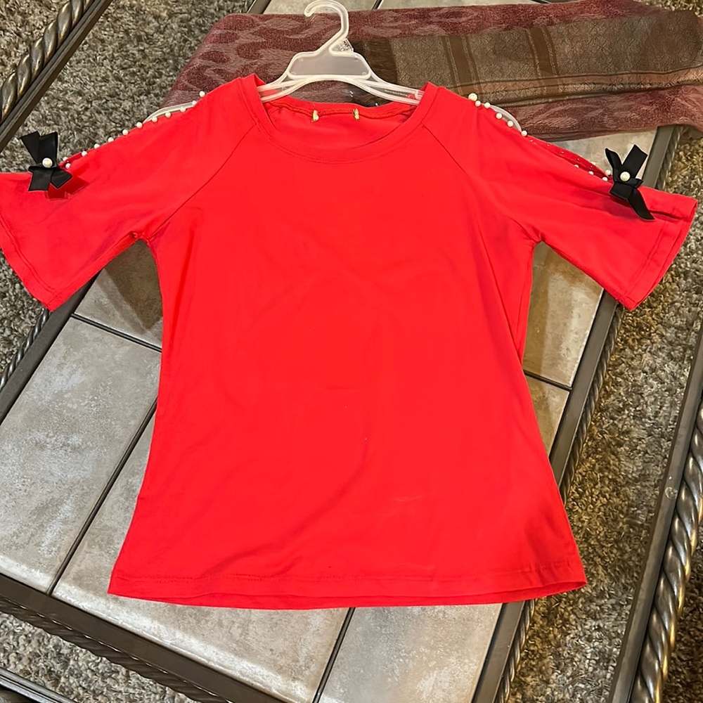 Super cute womens top
